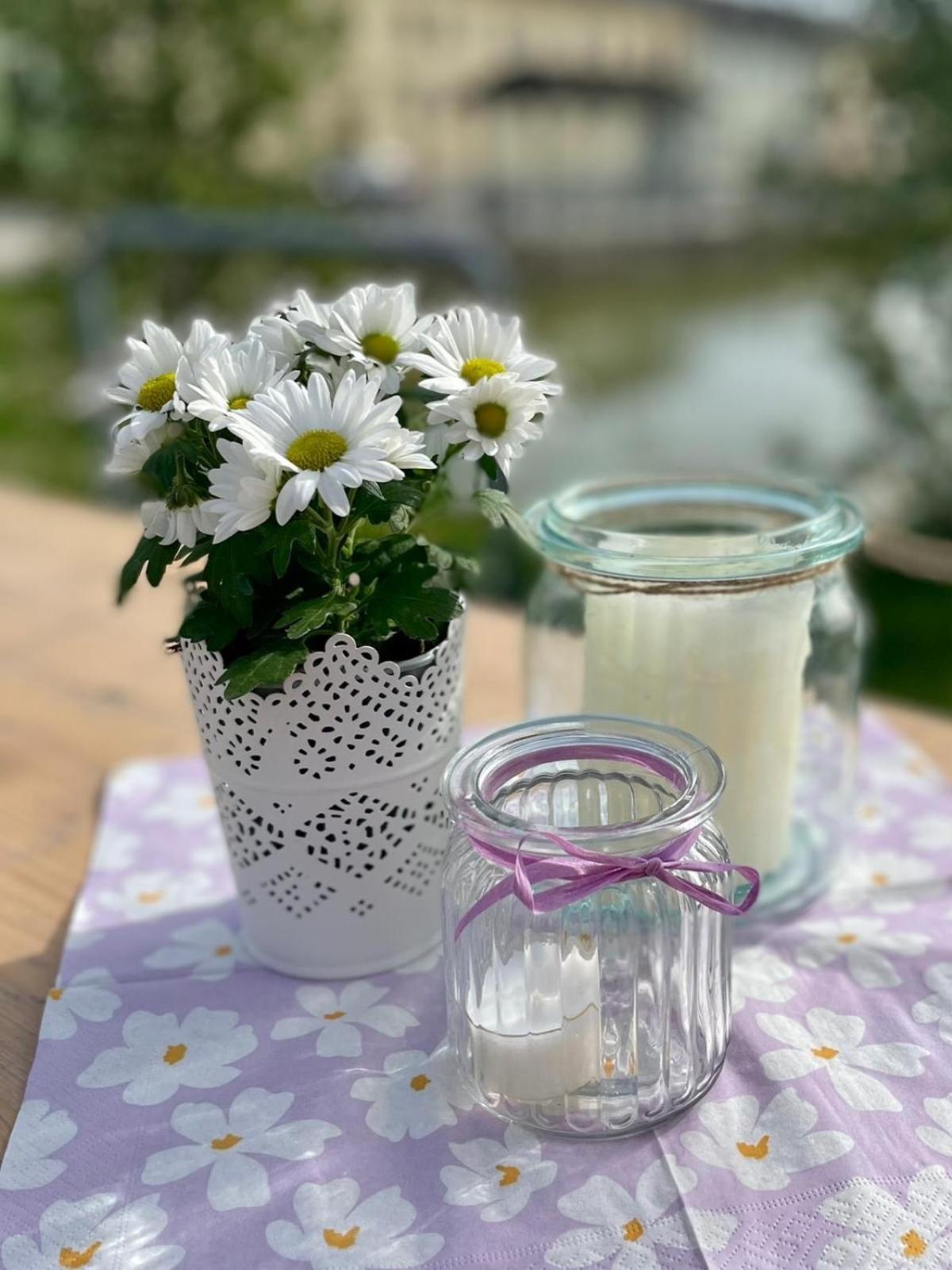 Pension Und Ferienwohnung Am Teich Schleiz Ngoại thất bức ảnh